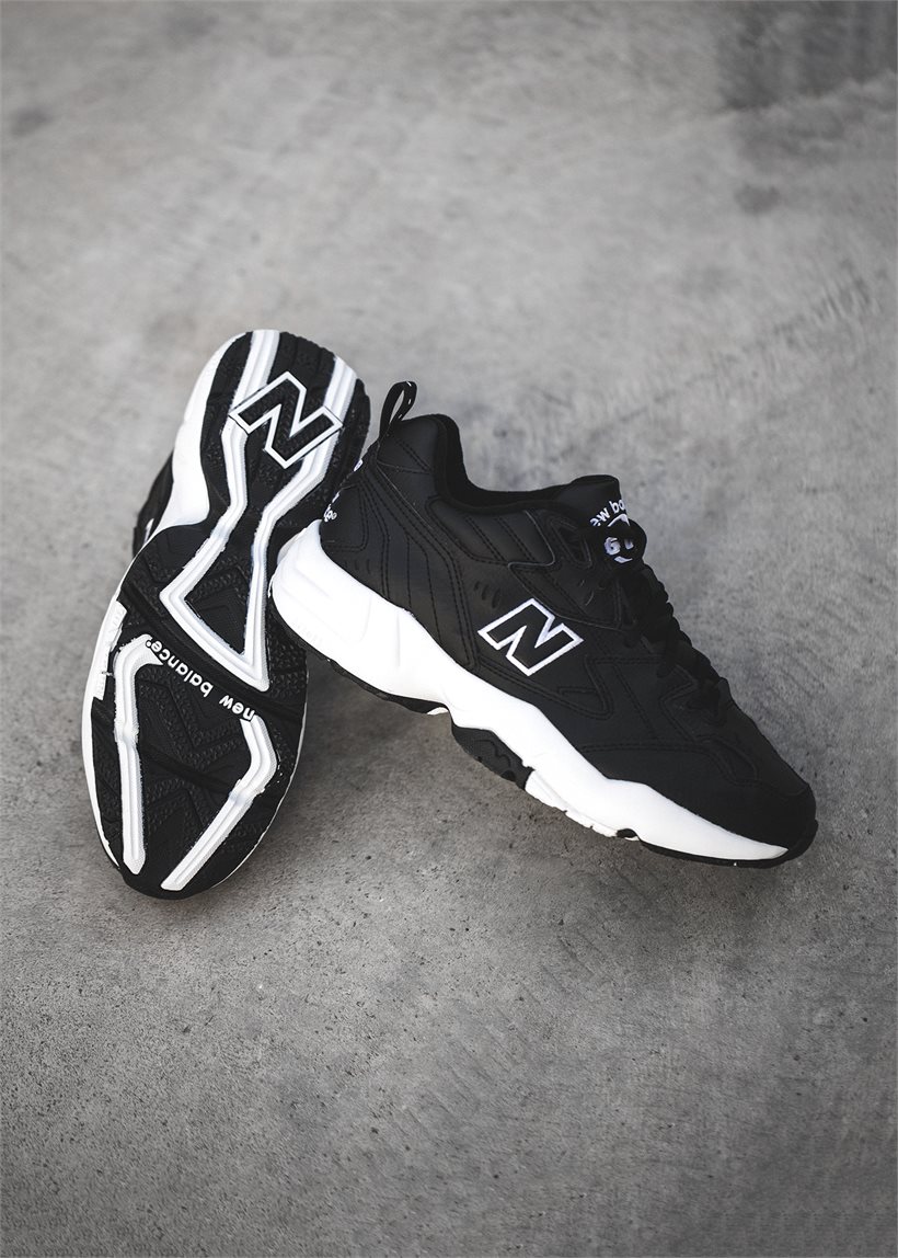 new balance mx608bw1